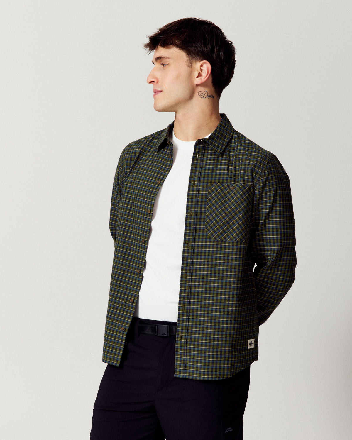 b1976_p2j_mens_retreat_lightweight_long_sleeve_shirt_a_1789084157000