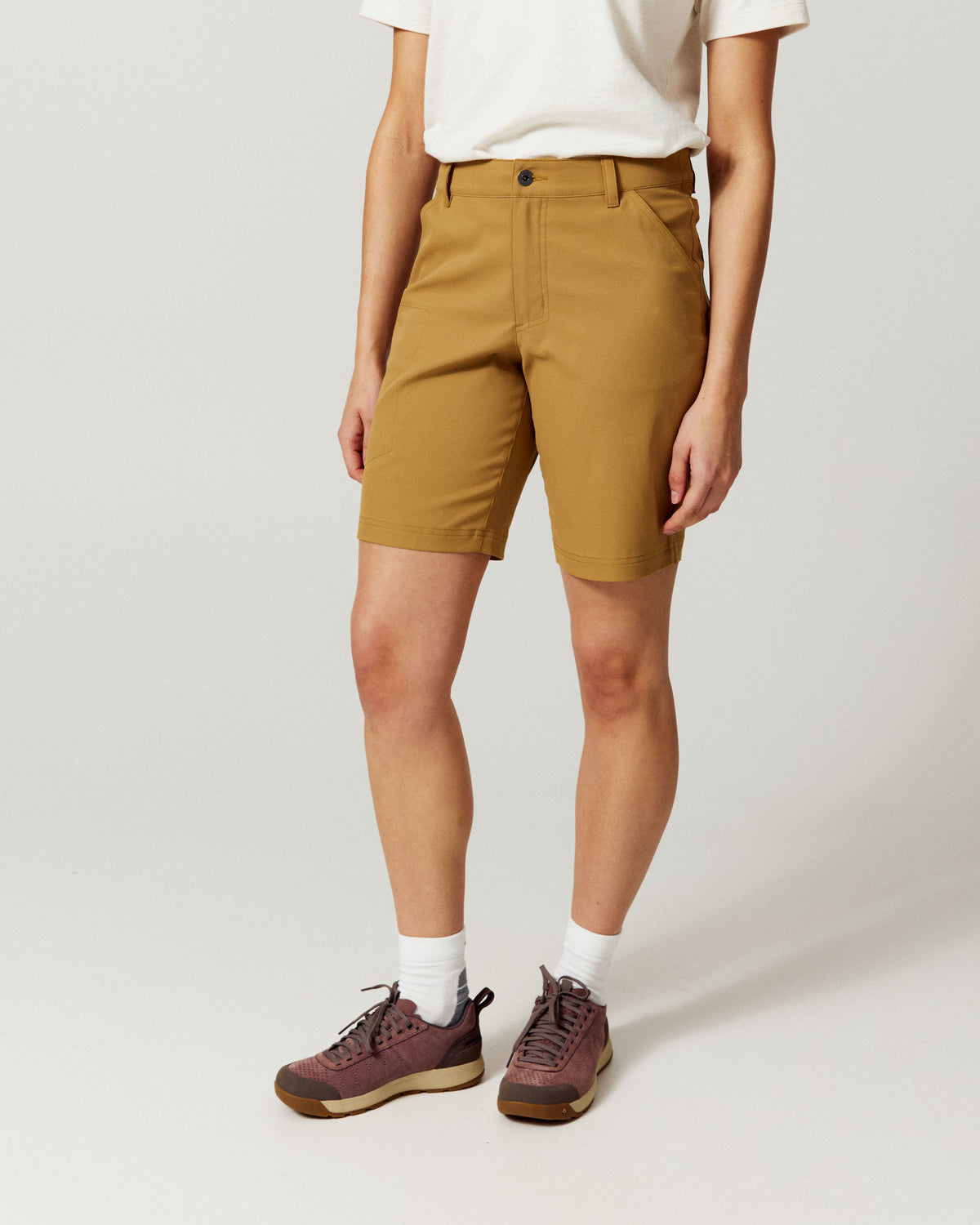 b2010_nza_womens_flight_9_inch_shorts_a_1790034536000