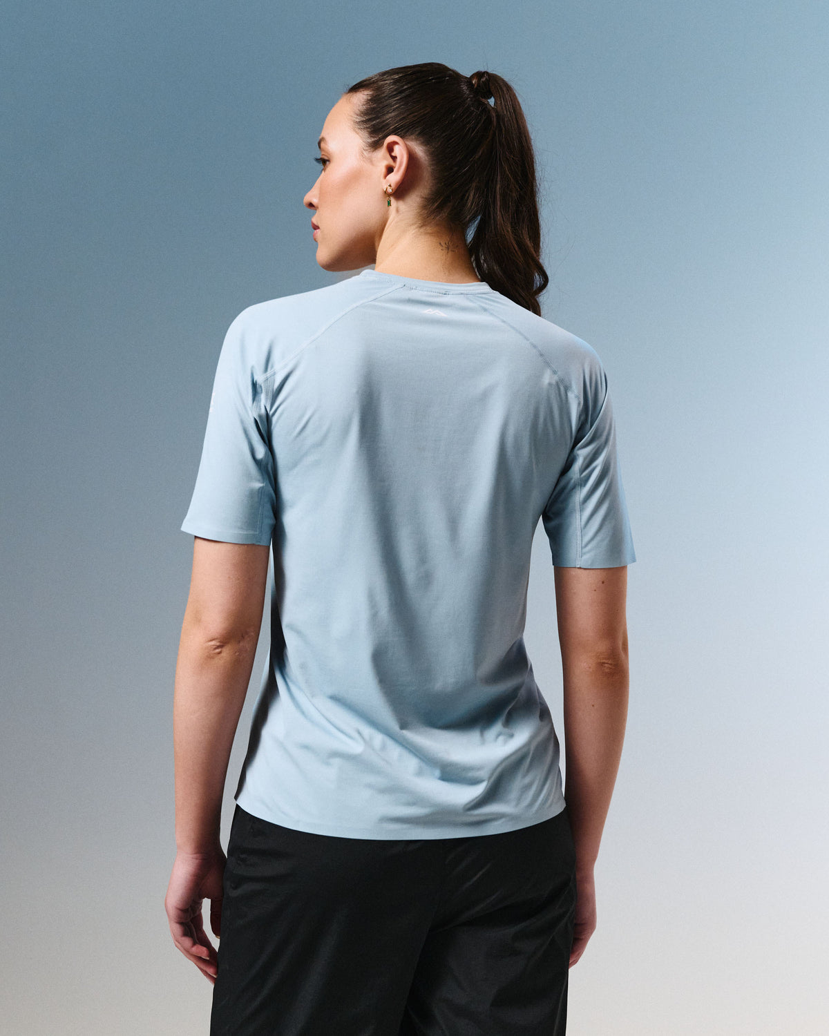 b2024_owf_womens_xt_series_deltapeak_lt_short_sleeve_top_f_1792619738000
