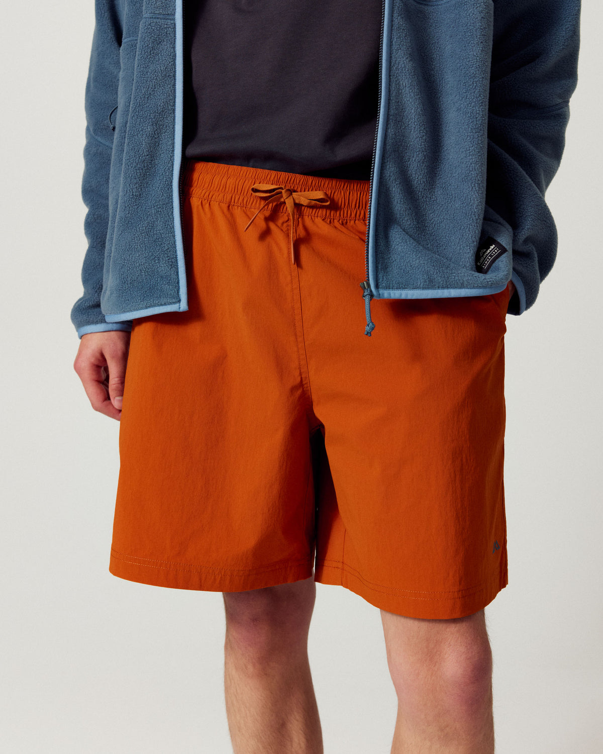 b2027_oyc_mens_trailhead_7_inch_shorts_a_1790034530000