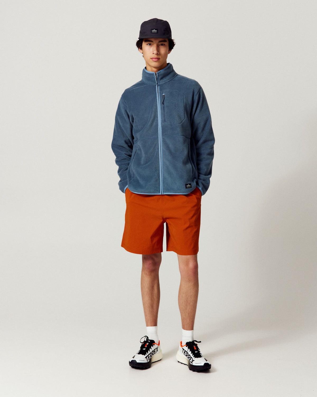 b2027_oyc_mens_trailhead_7_inch_shorts_b_1790034530000