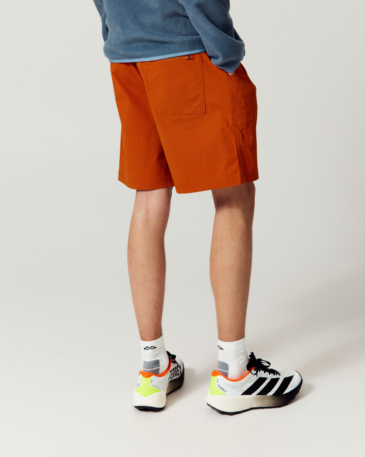 b2027_oyc_mens_trailhead_7_inch_shorts_c_1790034530000