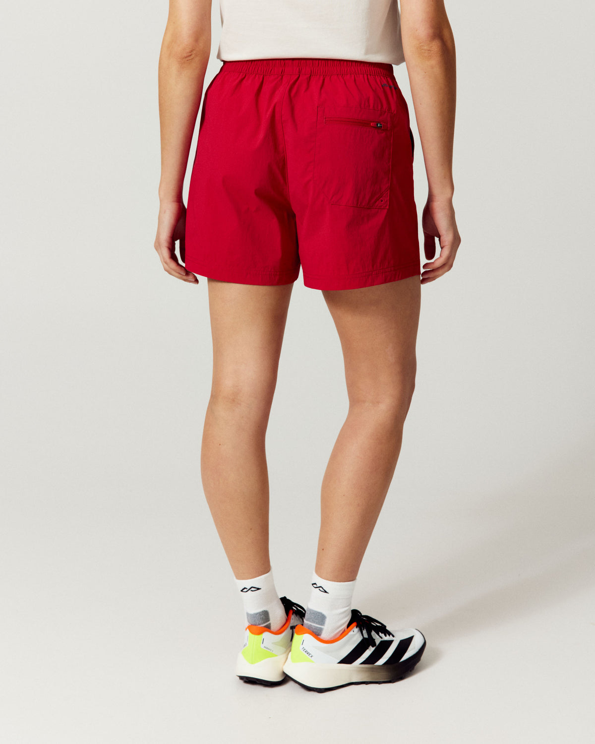 b2028_oyg_womens_trailhead_4_inch_shorts_v2_d_1790034521000