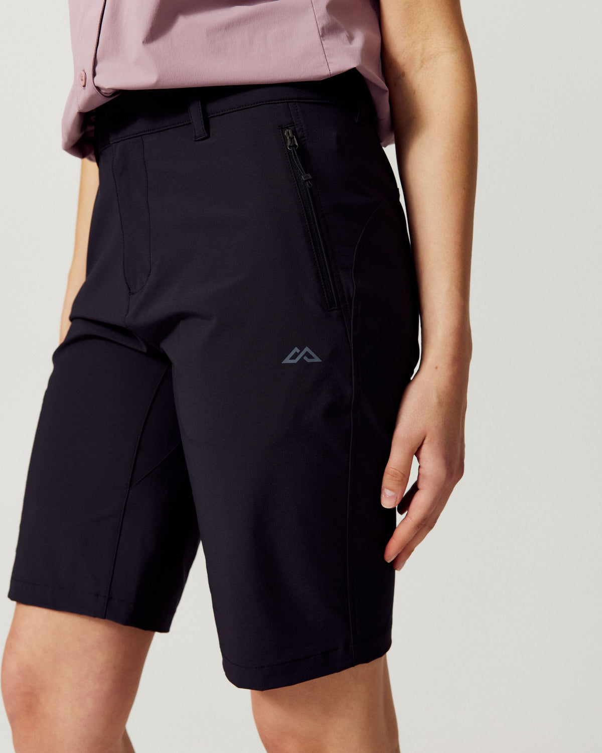 b2030_o4w_womens_ridge_10_inch_shorts_c_1790034523000