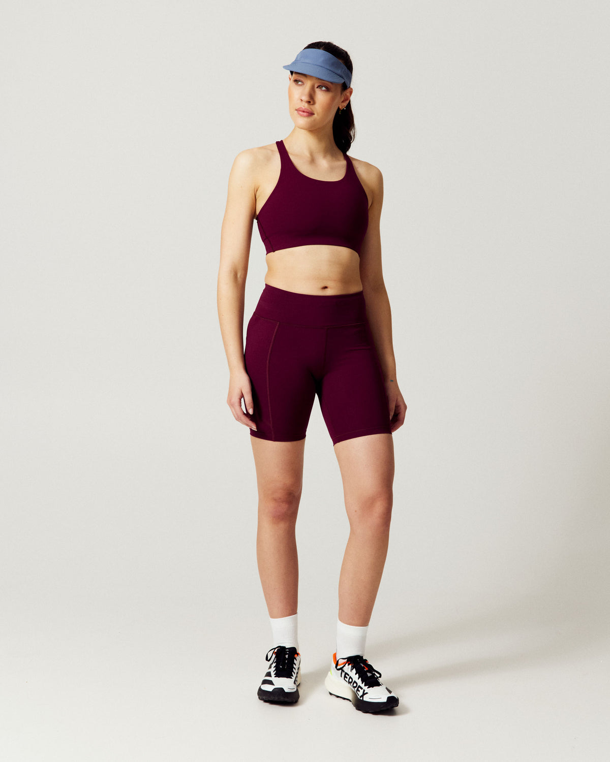 b2038_owi_seeker_womens_7_inch_tight_shorts_v2_a_1791935670000