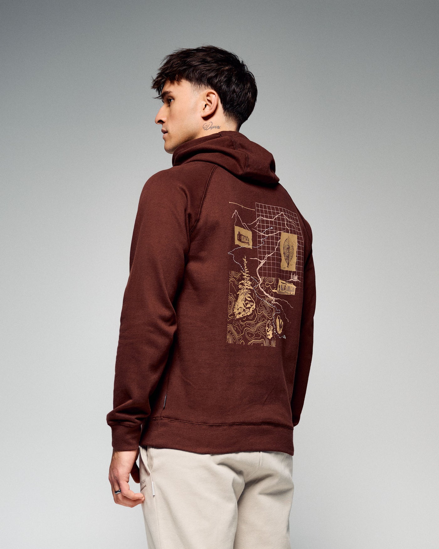 b2073_555_mens_on_the_trail_hoodie_b_1775616527000