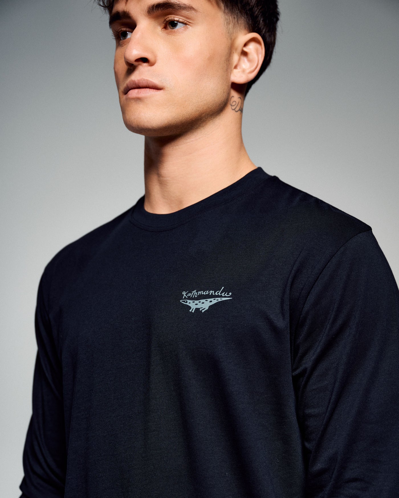 b2077_o4w_mens_lizard_organic_cotton_ls_tee_b_1775616860000