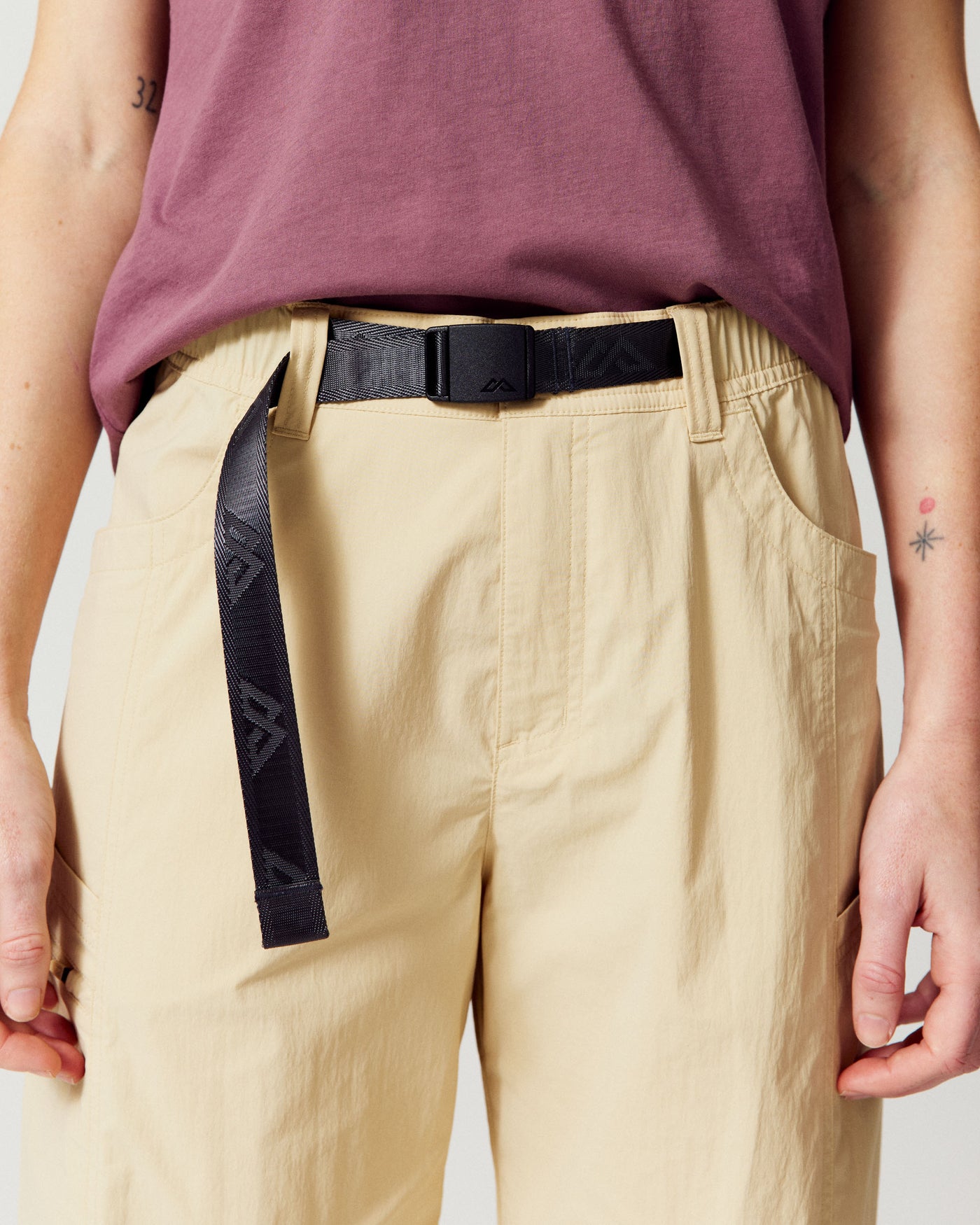 b2141_521_womens_trailhead_pants_d_1787183124000