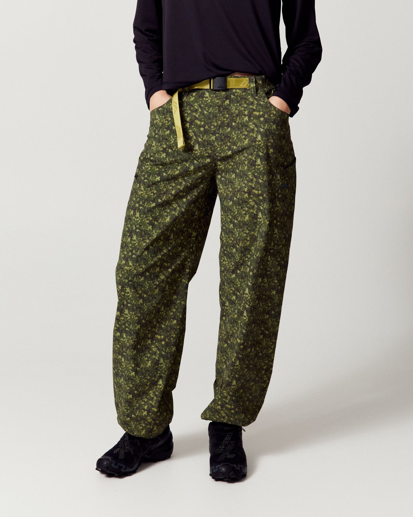 b2141_ozc_womens_trailhead_pants_b_1787183127000