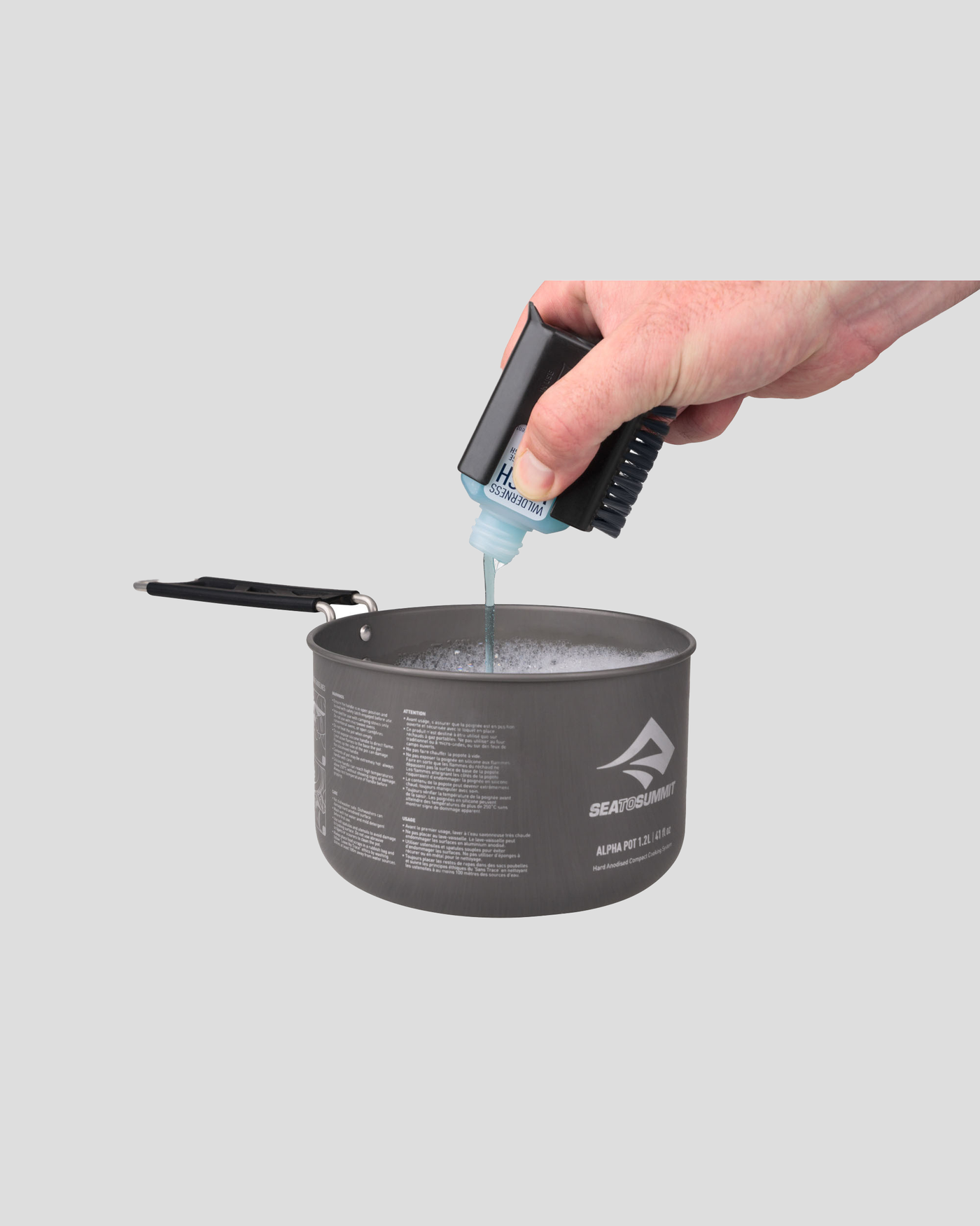 b2485_902_sea_to_summit_camp_kitchen_pot_scrubber_and_soap_50_ml_d_2000x2500_3ed0627_1762395037000