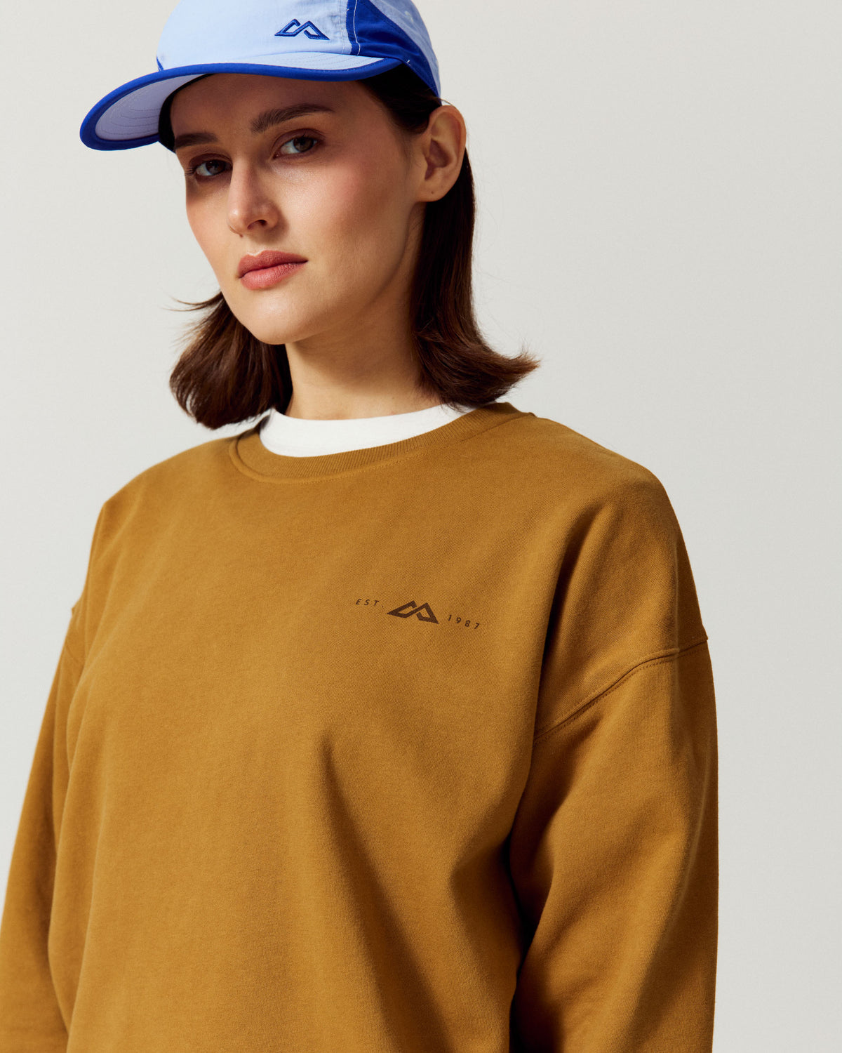b2553_nza_womens_twin_peaks_relaxed_crew_c_1790034501000