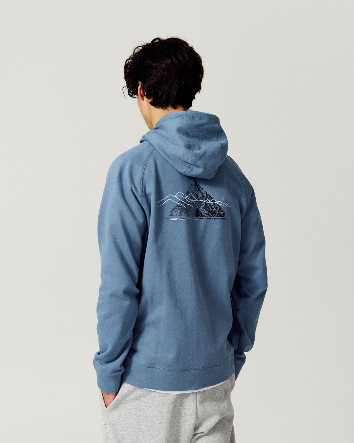 b2554_oyi_mens_active_mountain_hoodie_d_1790034495000