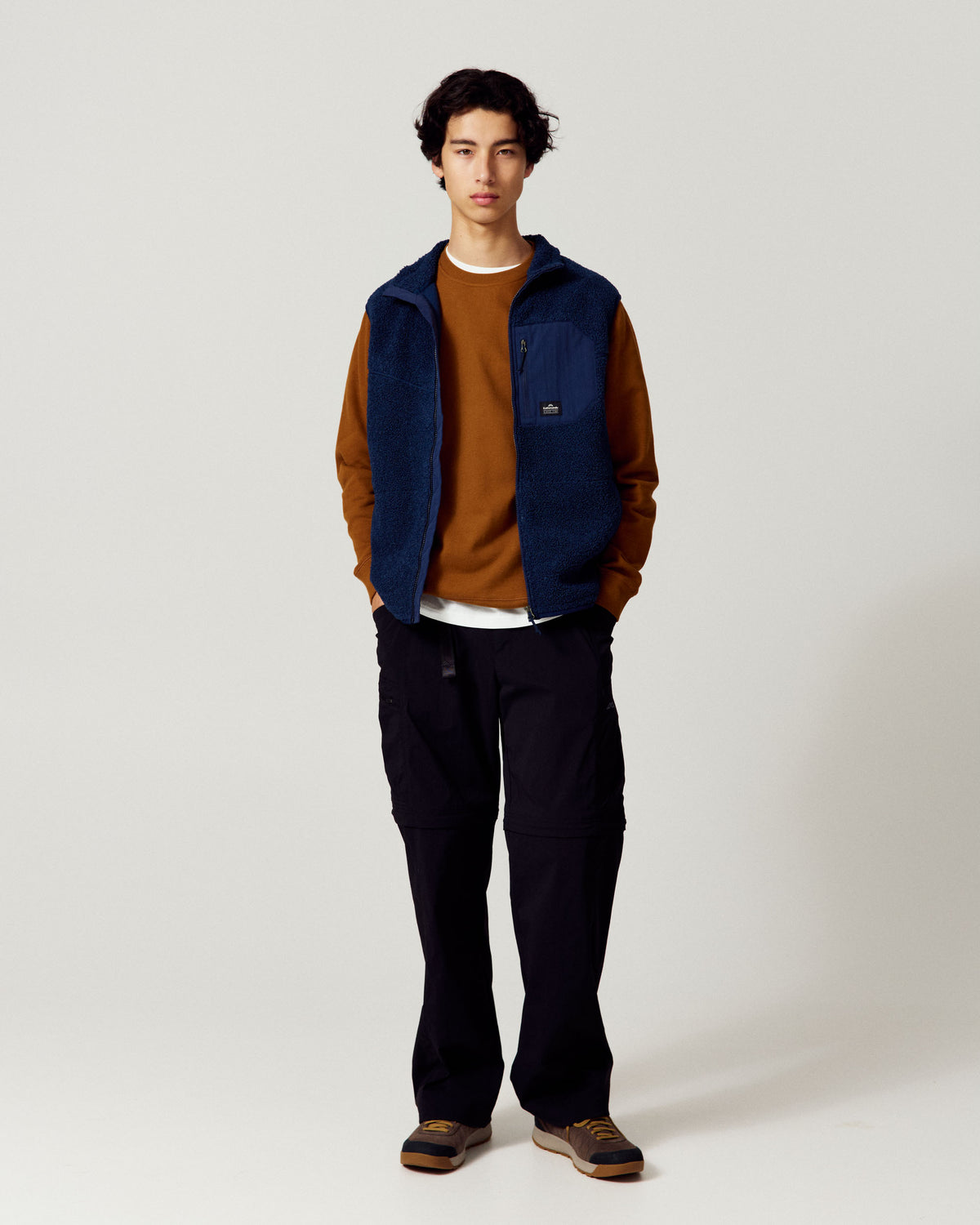 b2555_805_mens_embroidered_heritage_crew_c_1790034496000