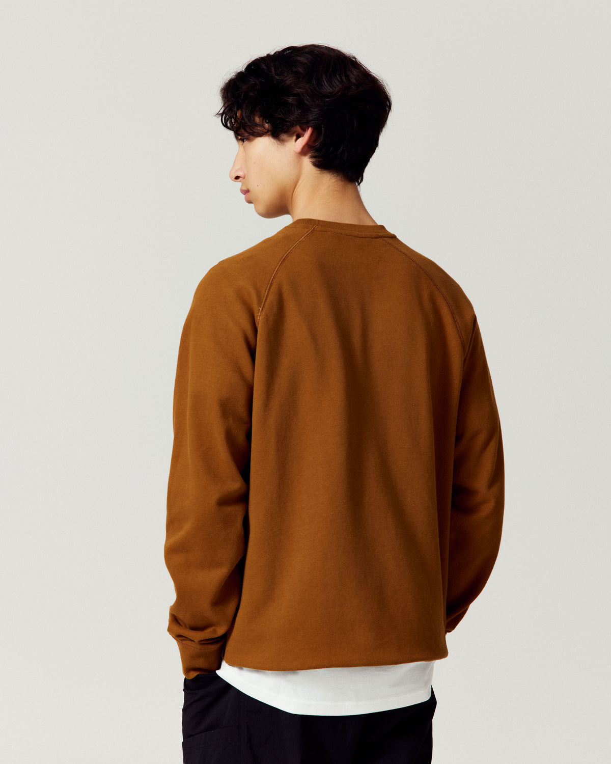 b2555_805_mens_embroidered_heritage_crew_e_1790034496000