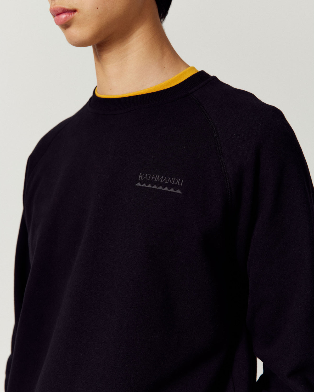 b2555_o4w_mens_embroidered_heritage_crew_c_1790034497000