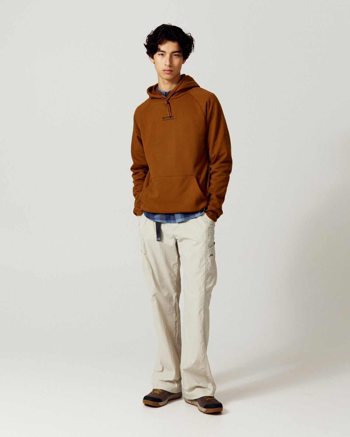 b2736_805_mens_embroidered_heritage_hoodie_b_1790034481000