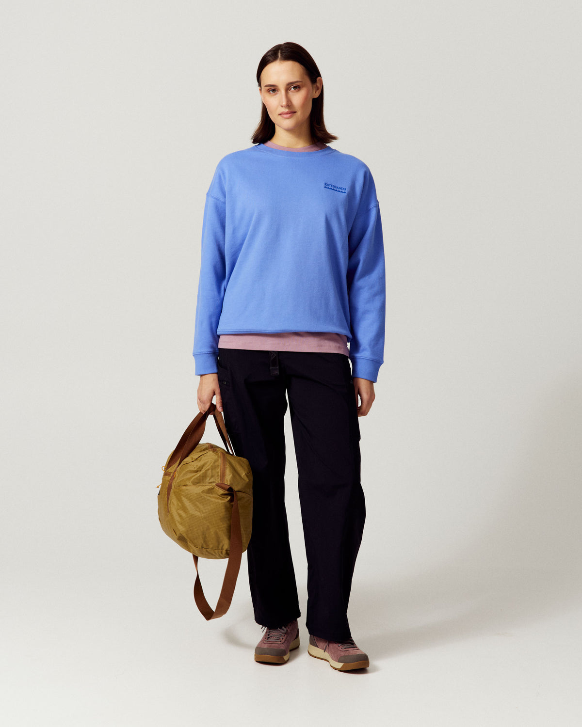 b2740_oyb_womens_embroidered_heritage_crew_b_1790034469000