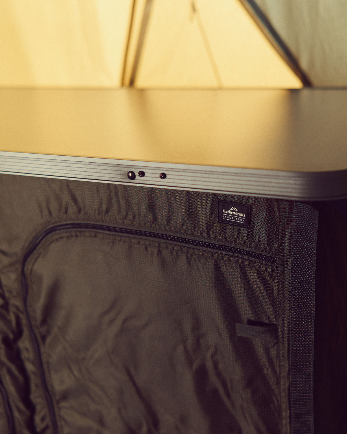 b2755_586_retreat_camp_cupboard_double_f_1790225127000