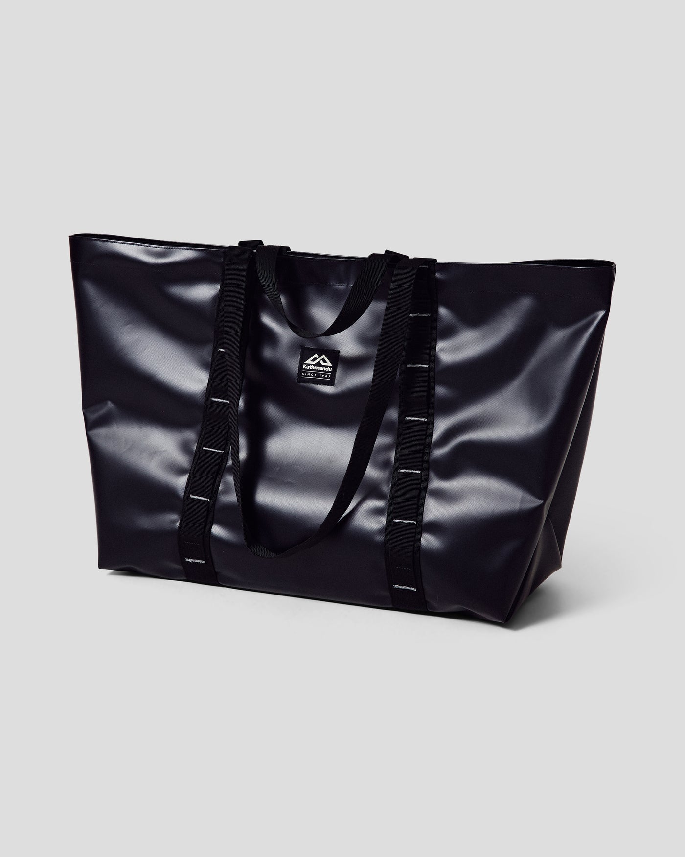 b2778_o4w_amphi_core_gear_tote_28l_a_1787868463000